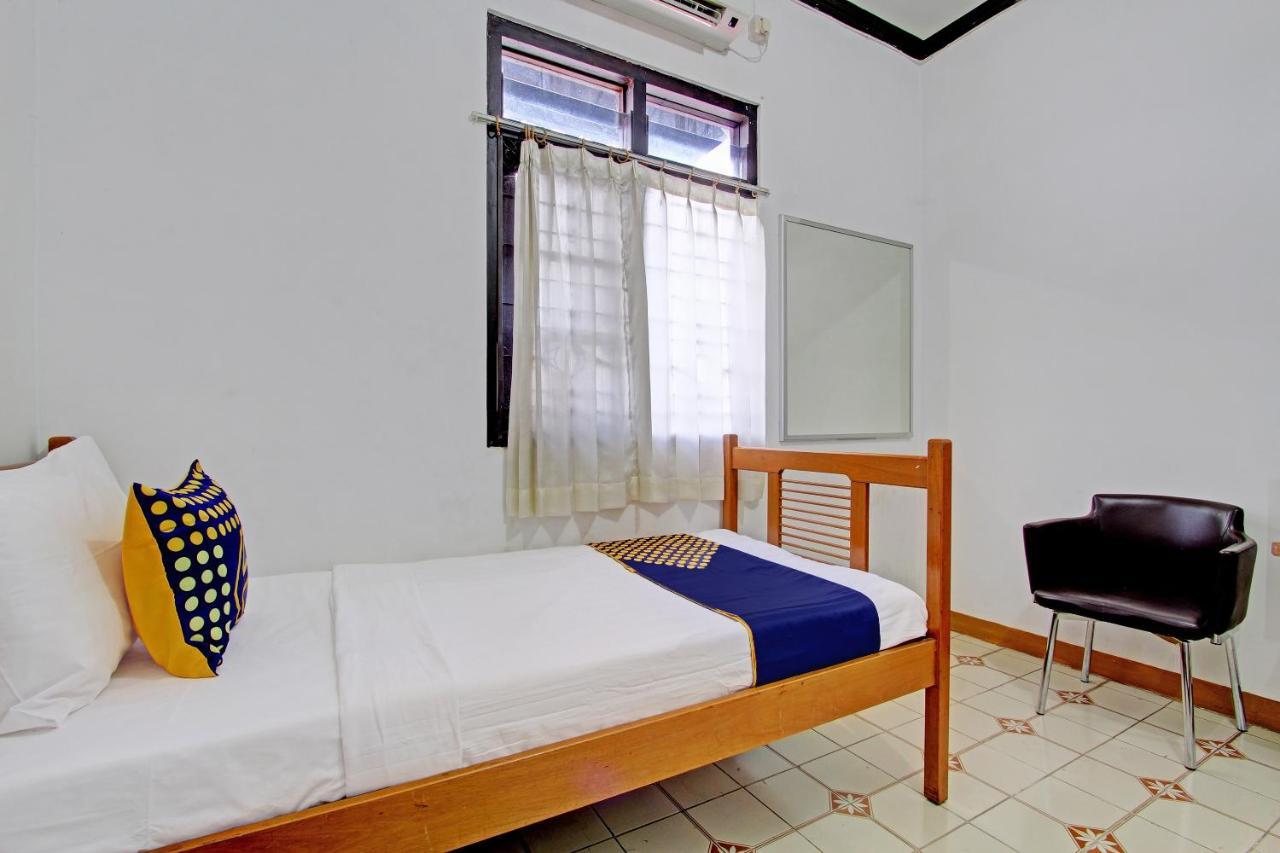 Spot On 92623 Mw 46 Guesthouse Pakualaman Ngoại thất bức ảnh